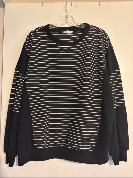 J.O.A. Sweaters - J.O.A. Women’s Black & White Striped Crewneck Sweater Size Medium